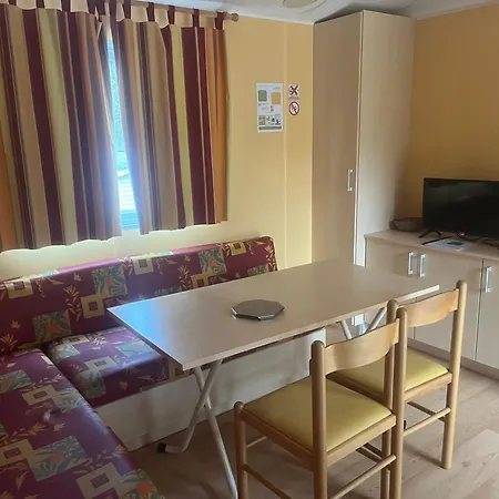 Mobilhome Olivier Avec Terrasse 4p