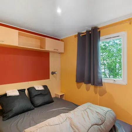 בית נופש Mobilhome Olivier Avec Terrasse 4p Saint-Martial-de-Nabirat